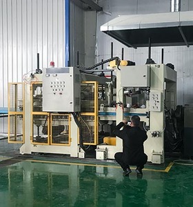 Panneau d'isolation thermique résistant au feu XPS | Machine de fabrication de panneaux de polystyrène XPS d'épaisseur personnalisable (8mm-20mm) - Product Image 3