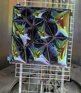 Machine de revêtement sous vide pour revêtement en titane PVD, revêtement en titane arc-en-ciel et placage or, fabriquée en Chine - Product Image 5