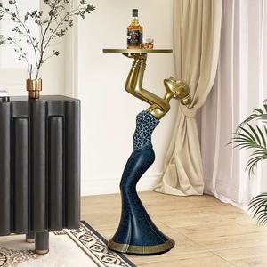 Scultura Creativa di Ragazza Africana in Resina, Oggetto Decorativo per Soggiorno, Ufficio, Arredamento Casa, Regalo - Product Image 1