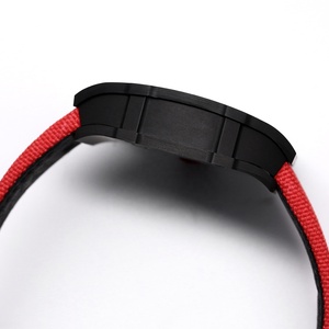 Montre mécanique haut de gamme unisexe personnalisée avec boîtier en fibre de carbone noire creuse, bracelet en velcro tissé <span class=keywords><strong>rouge</strong></span>, édition limitée, verre saphir - Product Image 5