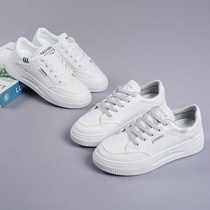 รองเท้ากีฬาลำลองผู้หญิงขายดีปี 2025 สีขาว ระบายอากาศได้ดี พื้นนุ่ม เพิ่มความสูง พื้นหนา สไตล์เดินเล่น สำหรับฤดูใบไม้ร่วง - Product Image 4