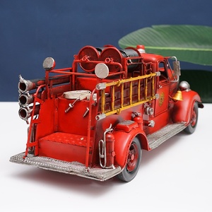 Nuevo y Adorable Modelo <span class=keywords><strong>de</strong></span> Camión <span class=keywords><strong>de</strong></span> <span class=keywords><strong>Bomberos</strong></span> <span class=keywords><strong>de</strong></span> Metal Rojo Vintage, Adorno Navideño, Regalos <span class=keywords><strong>de</strong></span> Navidad para Niños, <span class=keywords><strong>Juguete</strong></span>, Decoración <span class=keywords><strong>de</strong></span> Mesa, Juguetes Infantiles - Product Image 5