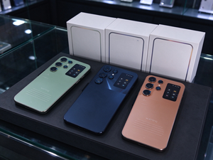โทรศัพท์มือถือ S25 ultra 5G ของแท้ใหม่เอี่ยม กล้อง HD ระดับธุรกิจ มีหลายสีให้เลือกสำหรับขายส่ง - Product Image 1