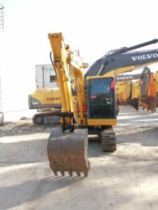 Excavateur Komatsu PC70 d'occasion Mini-pelleteuse hydraulique Komatsu PC78us de 7 tonnes sur chenilles pour les travaux de mini et municipaux - Product Image 3