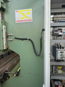 Máquina de Doblado CNC de 125 Toneladas y 3.2 Metros a Bajo Precio, Prensa Hidráulica para Chapa Metálica, Equipo de Plegado NC Automático de Alta Precisión - Product Image 4