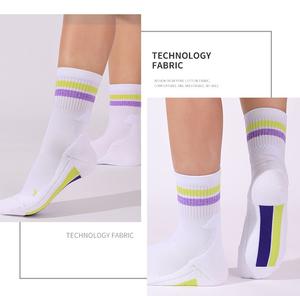 Calcetines Deportivos Personalizados Antideslizantes para Fútbol, Calcetines de Fútbol Antideslizantes Personalizados para Hombre - Product Image 6