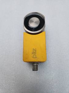 Nuevo y Original Sistema de Puerta de Seguridad PSEN SL-0.5p 1.1 570510, Disponible en Almacén - Product Image 1