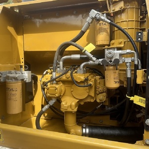 Excavadora forestal Cat323D usada en buenas condiciones Excavadora sobre orugas de bajo precio con motor de bomba de núcleo Engranaje de motor Venta de segunda mano - Product Image 3