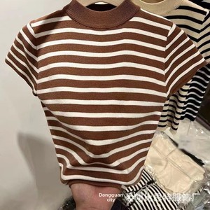 I-0787 Vente en gros Nouvelle collection été Meilleure vente Crop top <span class=keywords><strong>femme</strong></span> à manches courtes, <span class=keywords><strong>col</strong></span> <span class=keywords><strong>roulé</strong></span> ample, tricoté rayé - Product Image 3
