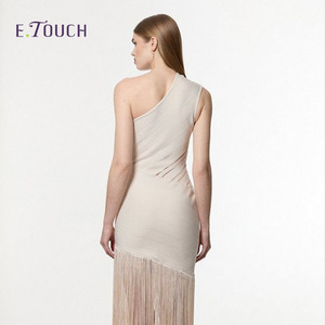 Maxi vestido de punto de algodón transpirable-dobladillo asimétrico con flecos - Product Image 5