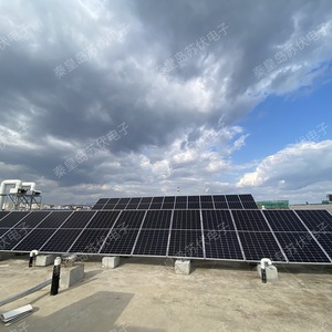 Sistema de Energía Solar, Silicio Monocristalino, Montaje en Techo, Controlador MPPT Comercial, Kit Completo - Product Image 1