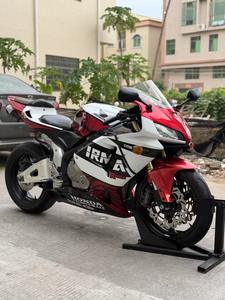 Motocyclettes d'occasion utilisées pour la supermotard CBR1000RRR PS - Product Image 3