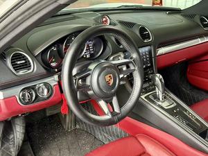 <span class=keywords><strong>Auto</strong></span> Usado en Venta, Porsche 718 Cayman 2.0T 2018, Deportivo, Volante a la Izquierda, Motor Central, 250hp, Excelente Estado - Product Image 2