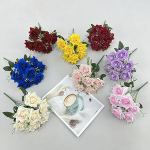 Rosa Decorativa Artificiale di Alta Qualità con 7 Teste di Gypsophila e Corna di Cervo, in Velluto, per Interni - Product Image 3