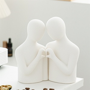 Figura de Pareja de Cerámica de <span class=keywords><strong>Estilo</strong></span> <span class=keywords><strong>Nórdico</strong></span> Abstracto Simple y Creativo, Modelo para <span class=keywords><strong>Decoración</strong></span> de Escritorio de Sala de Estar - Product Image 4