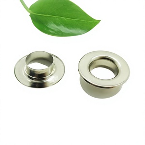 Ojales de latón para ropa de metal plateado de superficie plana de fábrica YIWANG para cortina - Product Image 1