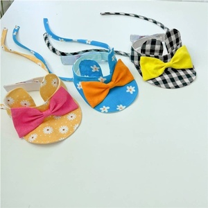 Robe camisole à carreaux pour animaux de compagnie avec bretelles à nœud papillon + Ensemble chapeau assorti – Vêtements mignons pour petits et moyens chiens et chats - Product Image 3