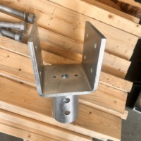 Support triangulaire de levage en acier à installation facile pour pieux hélicoïdaux de construction industrielle
