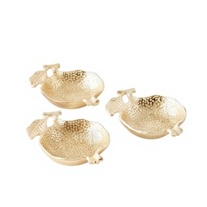 Ensemble de 3 bols à fruits secs en métal de luxe moderne, écologiques, polis et de haute qualité, pour les fêtes - Product Image 1