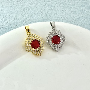 Colgante de aleación de zinc con forma de estrella y engaste de cristal de esmeralda para joyería de fiesta Y9165 - Product Image 3
