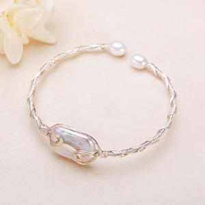 Pulsera de Perlas Barrocas Hechas a Mano en el Lago de la Montaña de Zhuji, Collares de Perlas de Agua Dulce de Alta Gama, Elegantes y de Lujo - Product Image 4