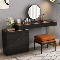 Coiffeuse moderne de luxe léger avec plateau en verre trempé, miroir LED éclairé, ensemble de maquillage personnalisé, commode cannelée décorative dorée