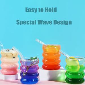 Tasse à café en <span class=keywords><strong>verre</strong></span> rayé à haute teneur en borosilicate <span class=keywords><strong>avec</strong></span> <span class=keywords><strong>paille</strong></span> en <span class=keywords><strong>verre</strong></span> <span class=keywords><strong>intégrée</strong></span> pour boissons - Product Image 5