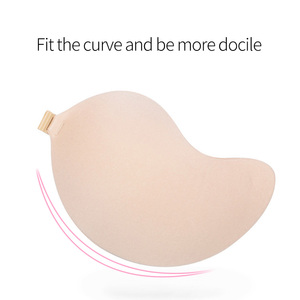 Nuovo Design Reggiseno Adesivo Sexy da Donna con Decorazione a Bottoni, Reggiseno Invisibile Push-Up in Silicone Senza Spalline e Slip con Bottoni - Product Image 3