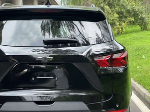 <span class=keywords><strong>Chevrolet</strong></span> <span class=keywords><strong>Blazer</strong></span> Redline 650T 7 places SUV Turbo <span class=keywords><strong>2020</strong></span> - Sièges en cuir, jantes alliage R20, barres de toit - Voitures d'occasion <span class=keywords><strong>à</strong></span> <span class=keywords><strong>vendre</strong></span> - Product Image 3