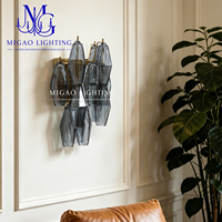 Petite applique murale LED en verre soufflé artisanal vintage français pour la décoration de la chambre à coucher, du salon, de la salle à manger, 4 couleurs disponibles