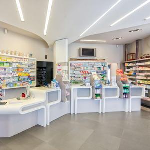 Aménagement intérieur extérieur commerces de détail Comptoir de <span class=keywords><strong>pharmacie</strong></span> en <span class=keywords><strong>bois</strong></span> pour magasin de produits médicaux Présentoir de salle d'exposition en métal verre acier - Product Image 1