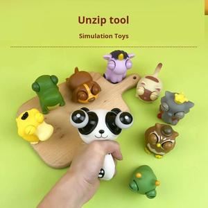 Jouet anti-stress en PVC en forme de panda, nouveauté en gros, jouet à presser, dessin animé, royaume animal, peluche chenille pour le bureau - Product Image 1