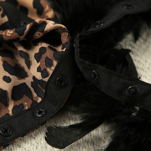 Venta caliente Impresión digital Sexy Leopardo Floral Batas Mujeres Señoras Elegantes Batas Albornoz para mujeres con plumas - Product Image 5