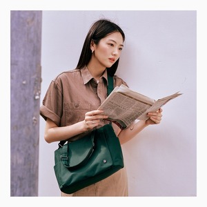 Sac fourre-tout en polyester avec poche arrière cachée KEIRYO LightFlow Simple S 31x23cm pour femme en stock Taïwan - Product Image 3