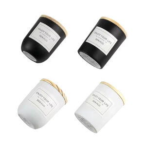 เทียนหอมกลิ่นธรรมชาติจากถั่วเหลืองในขวดแก้วสีดำพร้อมฝาไม้แบบขายส่ง, เทียนหอมในขวดแก้วสีขาวขนาดใหญ่จากขี้ผึ้งถั่วเหลืองสำหรับสปาและบ้าน - Product Image 1