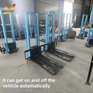 Elektrische afstandsbediening 800kg zelf-assemblerende draagbare stapelkraan, geschikt voor het laden en lossen van goederen - Product Image 1