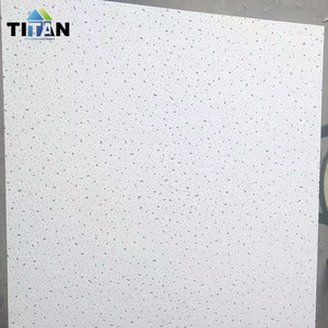 Dalles de plafond acoustiques 60x60, panneaux de plafond suspendus en fibre minérale 2x4 pieds, panneau de plafond noir - Product Image 1