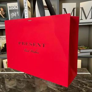 Bolsas de Papel Rojas al por Mayor, Bolsas de Regalo, Bolsas de Compras de Varios Tamaños, Impresas con su Propio Logotipo - Product Image 2