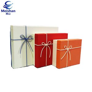 Parfum rectangulaire personnalisé <span class=keywords><strong>Meishan</strong></span>, exquis et créatif, avec gaufrage doré - Product Image 1