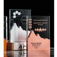 Trophée en cristal moderne avec base en métal en forme de montagne, récompense d'honneur pour champion de ventes et performance d'équipe de qualité diamant