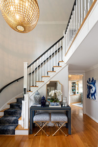 <span class=keywords><strong>Escalier</strong></span> incurvé personnalisé en usine de Shenzhen-Intérieur moderne en acier de <span class=keywords><strong>style</strong></span> spirale avec garde-corps en verre Bandes de roulement en bois - Product Image 2