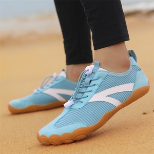 Chaussures décontractées en maille à lacets, bout rond, semelle extérieure en caoutchouc respirante, toutes saisons, chaussures de sport unisexes - Product Image 4