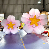 Présentoir de fleurs à double couche personnalisé Plante artificielle Fleur géante gonflable pour événement en plein air