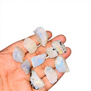 พลอยดิบสีฟ้าธรรมชาติ FAIJAN GEMS มูนสโตนแบบชิป คุณภาพสูง ขายส่ง รับประกันโดยผู้เชี่ยวชาญ สำหรับทำเครื่องประดับ - Product Image 1
