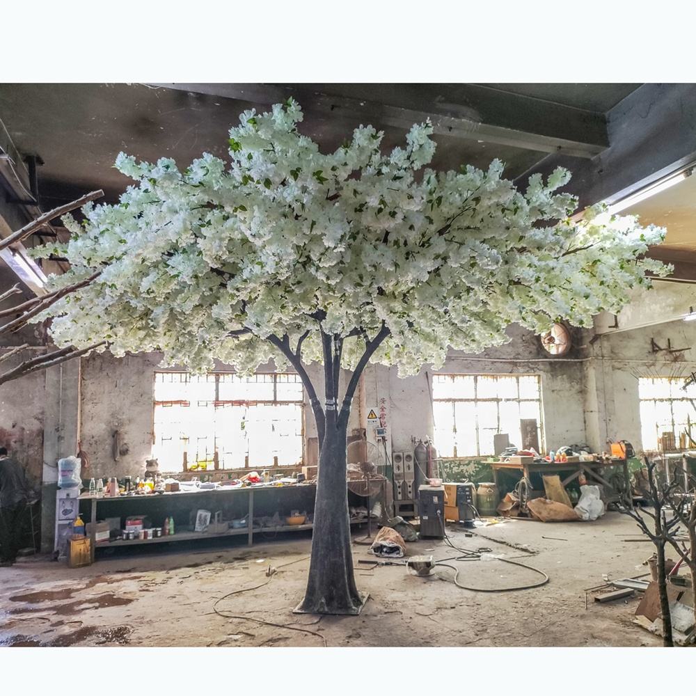 wedding centerpieces blossom