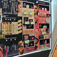 Armoire de présentation de maquillage complet Armoire arrière Petite étagère de comptoir de maquillage de beauté universelle Présentoir Miroir simple face