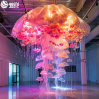 Installations lumineuses suspendues en forme de méduse, personnalisées, imperméables, pour l'extérieur, pour la décoration d'atriums intérieurs de centres commerciaux, lanternes de festival