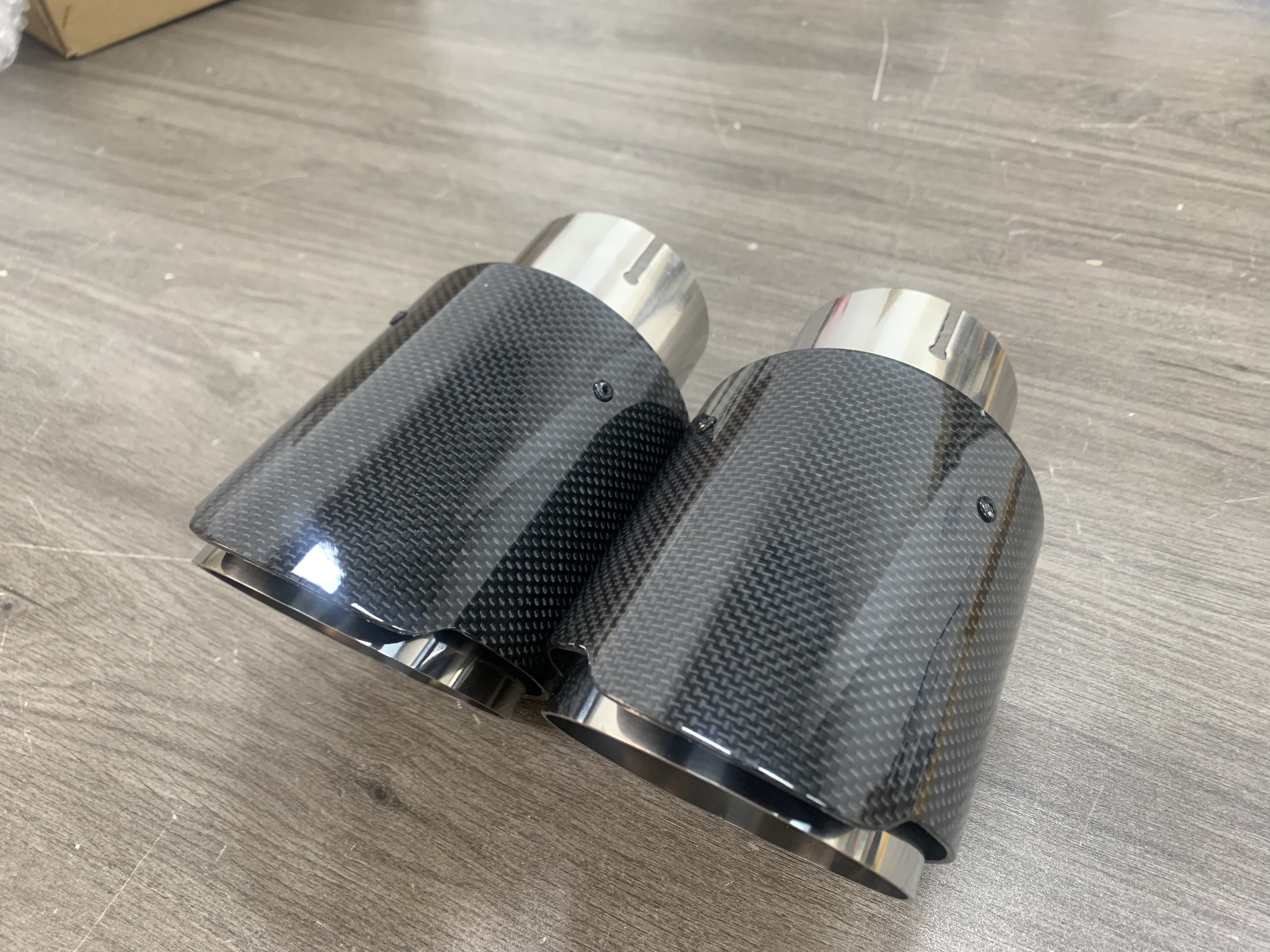 Glossy Carbon Fibre Tips