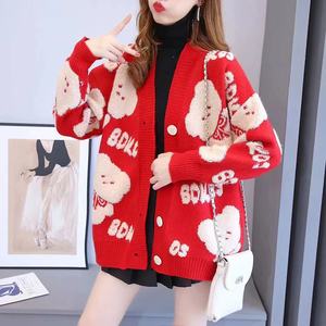<span class=keywords><strong>Pull</strong></span> en acrylique pour femme avec boutons motif ours de dessin animé style coréen, nouvelle collection automne-hiver 2026, coupe ample, décontracté, tendance et à la mode - Product Image 1