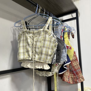 Vente en gros 2025 <span class=keywords><strong>pas</strong></span> <span class=keywords><strong>cher</strong></span> liquidation surplus vêtements femmes Sexy décontracté hauts inventaire envoi aléatoire - Product Image 3